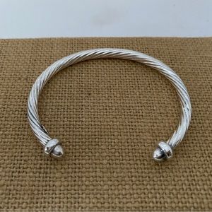 Sterling Silver SU Italy Twisted Cable Bangle 
Knobbed Bangle Bracelet